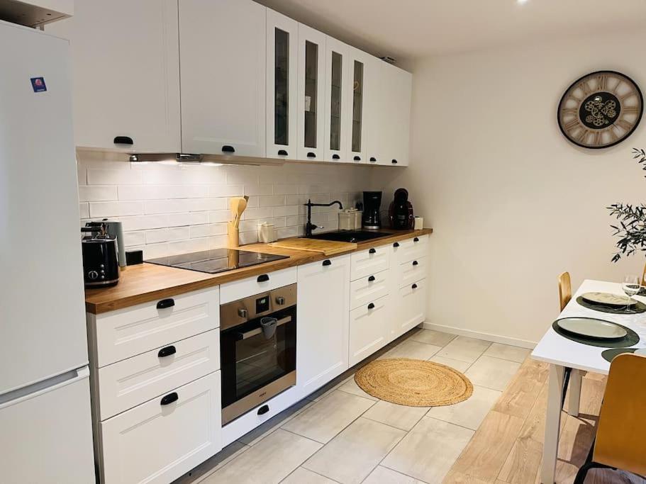 Superbe Maison Plein Centre Merville  エクステリア 写真