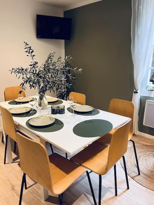 Superbe Maison Plein Centre Merville  エクステリア 写真